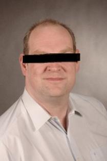 Möchten Sie sich von einem großen kräftigen Kerl 44 verwöhnen lassen .
